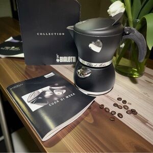 Bialetti illy Special Edition Cuor di Moka 1 Cup Espresso Maker  (New)